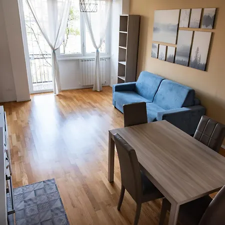 Cozy Tiburtina Apartment