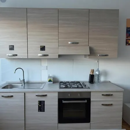 Appartement Modern Near Tiburtina Station By Rhr Rome