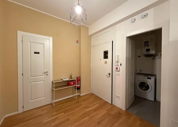 Modern Near Tiburtina Station By Rhr Apartment *